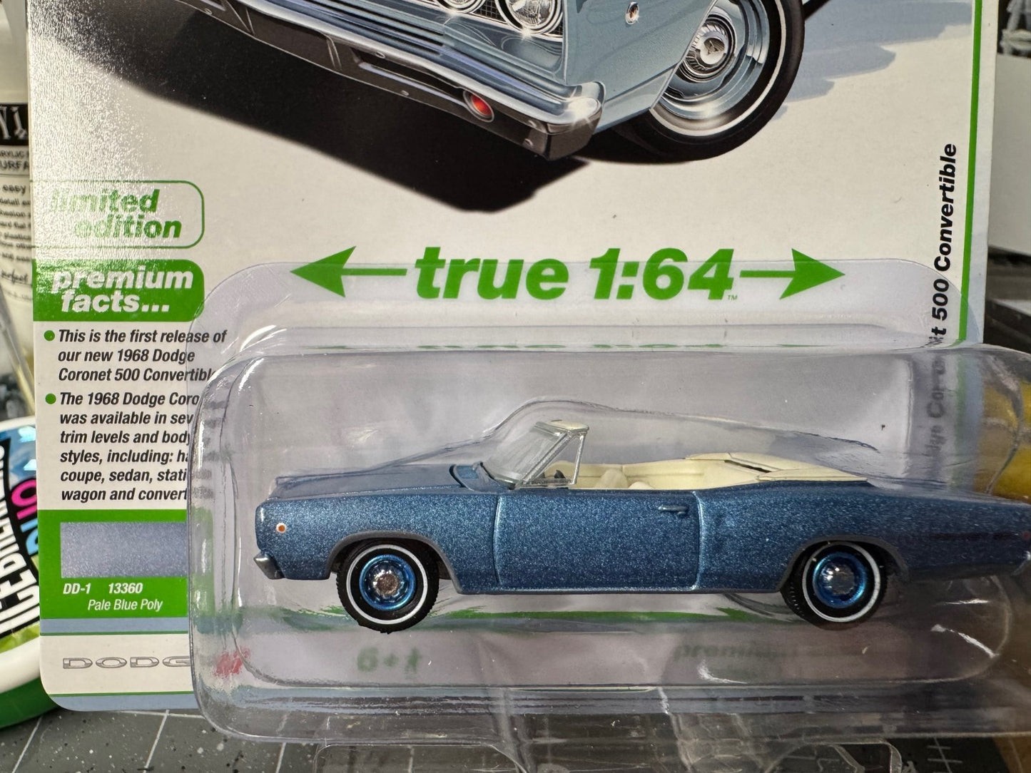 1:64 AutoWorld Premium 2026 R1A - 1968 Dodge Coronet 500 Convertible #AW64532