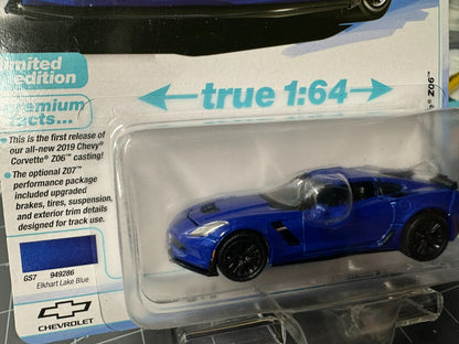 1:64 AutoWorld Premium 2024 R2B - 2019 Chevy Corvette Z06 Blue #AW64442B
