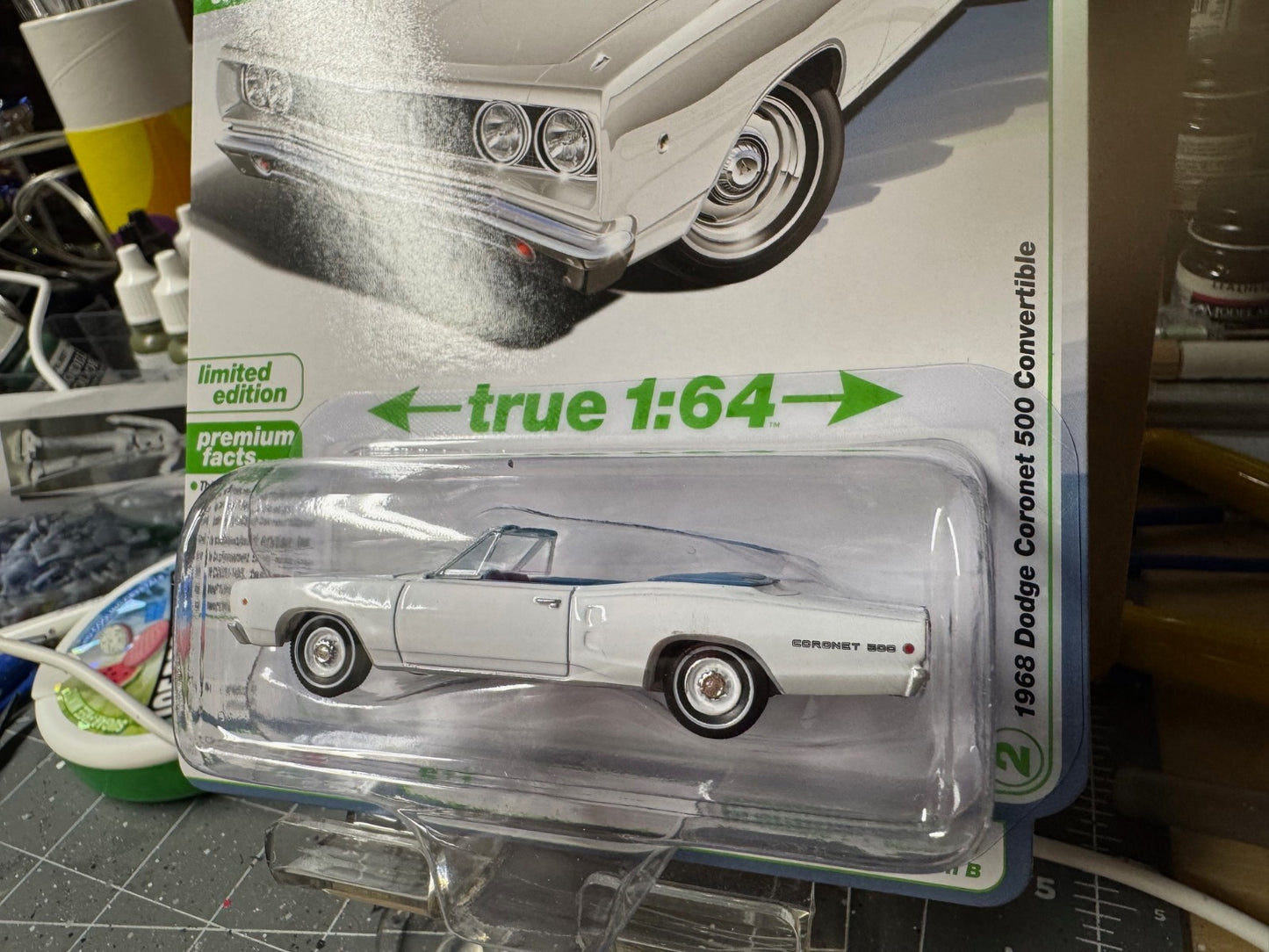 1:64 AutoWorld Premium 2026 R1B - 1968 Dodge Coronet 500 Convertible #AW64532