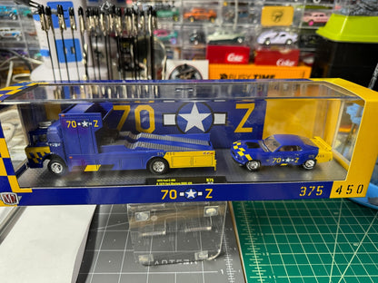 M2 Machines Auto-Haulers R75 - 1970 Ford C-950 + 70 Ford Mustang Boss  #3600-75