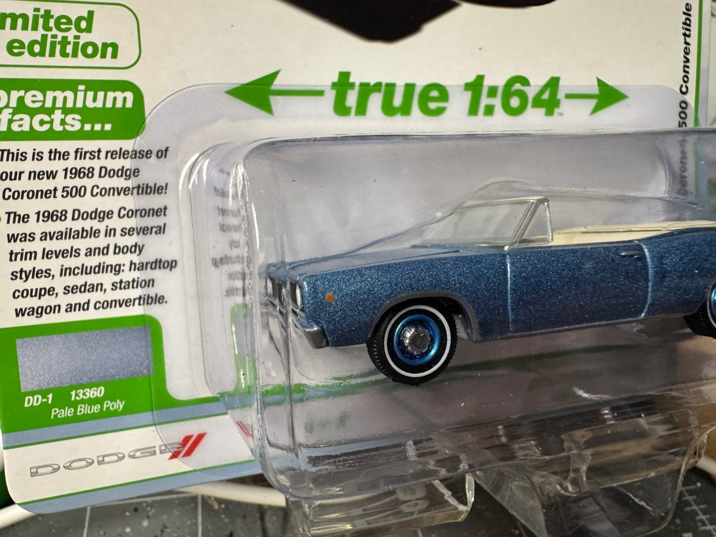 1:64 AutoWorld Premium 2026 R1A - 1968 Dodge Coronet 500 Convertible #AW64532