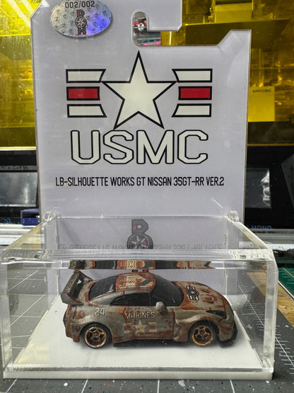 1:64 Chase LB-Silhouette Works GT Nissan 35GT-RR Ver.2 - Acrylic Case 2 of 2 USM
