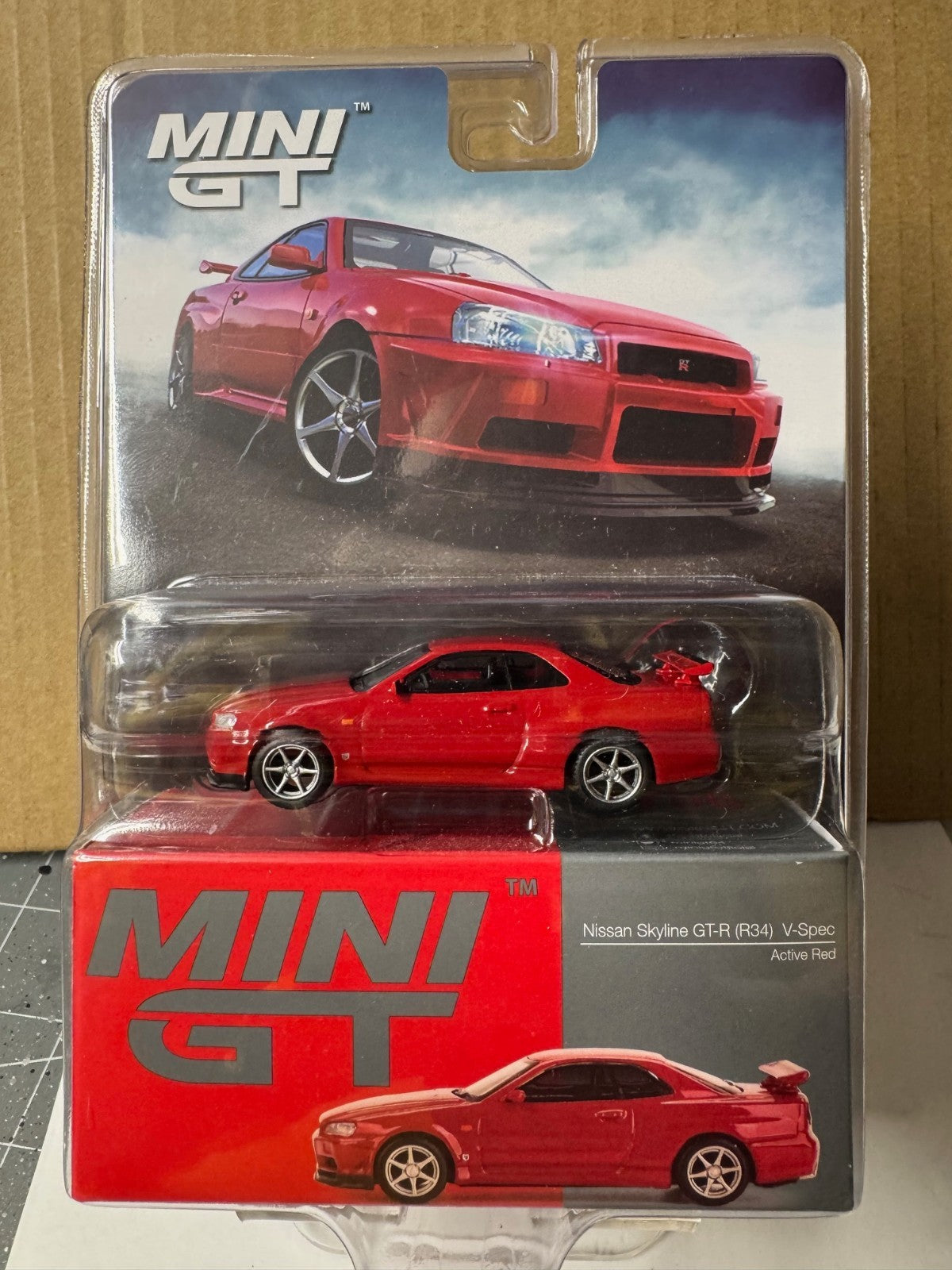 Mini GT Nissan Skyline GT-R (R34) V-SPEC Active Red  1/64 MGT00796-BL