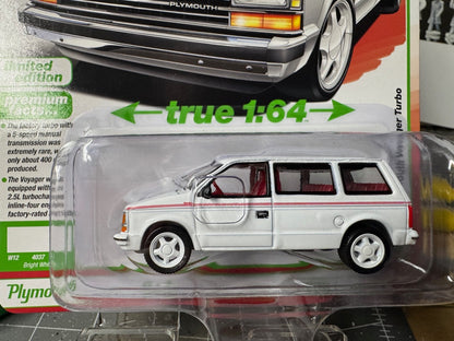 1:64 AutoWorld Premium 2026 R1A - 1989 Plymouth Voyager Turbo #AW64532