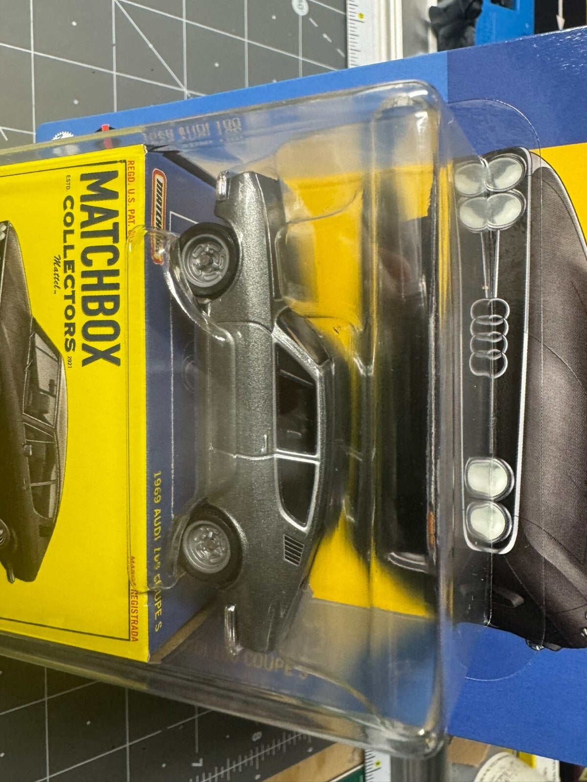 1:64 Matchbox Collectors 2024 - 1969 Audi 100 Coupe S #GBJ48-965Y