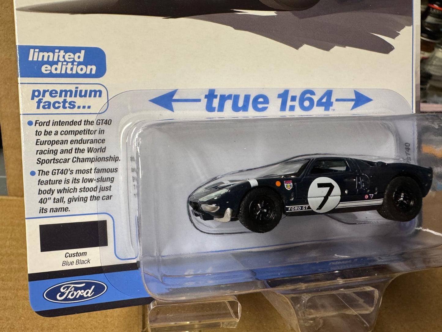 1:64 AutoWorld Premium 2025 R3B - 1995 Ford GT40 Custom Blue Black #AW64522