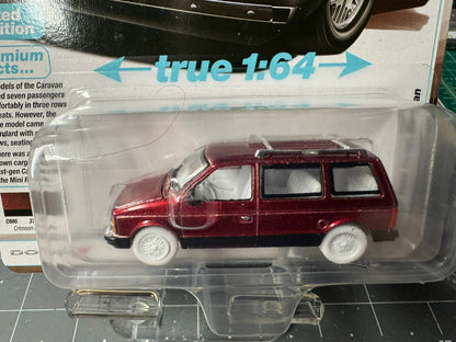 1:64 AutoWorld 1985 Dodge Caravan -Crimson Red Ultra Red Chase