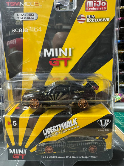 1-64 Scale / S-Scale MiniGT LB Works Nissan GT-R Black with Copper Rims - RARE