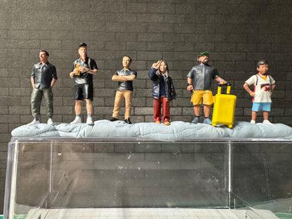 1:64 Miniature Human Figures - Diecast Metal - great for Dioramas /  Projects - Influencers 6 Figure SET - Miniature Figures
