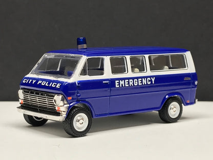 1-64 Scale / S-Scale 1969 Ford Club Wagon Emergency Van - Great For Dioramas & Diecast Photography