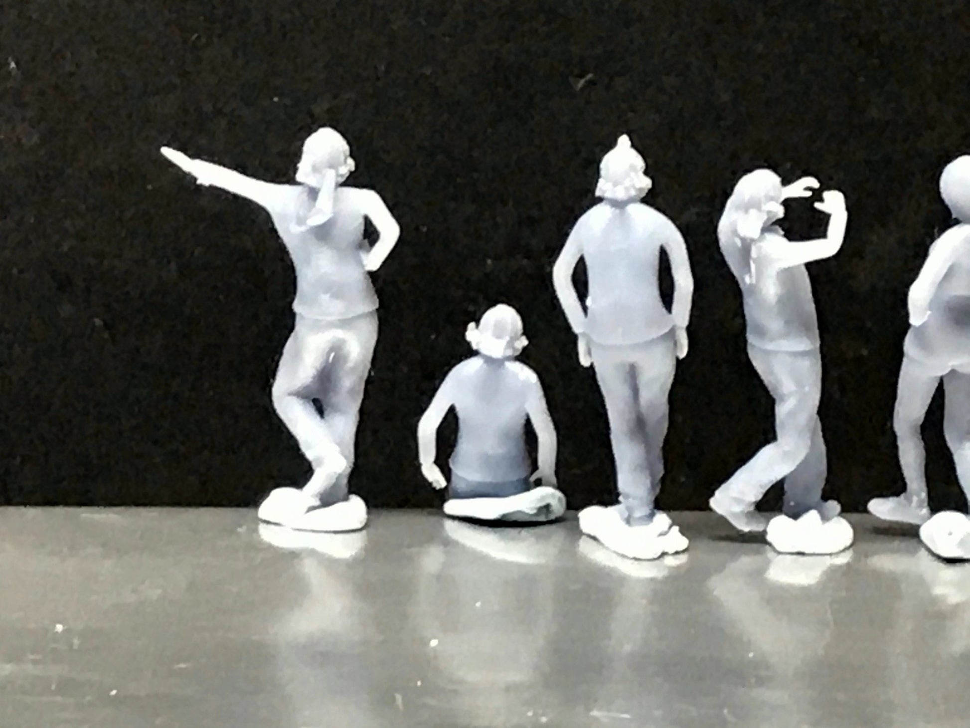 1:64 Scale Miniature People - Resin / unpainted - great for Dioramas / Hot Wheels - Made in the USA GROUP 54 - Miniature Figures