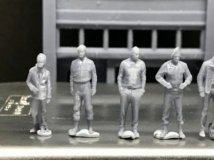 1:64 Scale Miniature People - Resin / unpainted - great for Dioramas / Hot Wheels - Made in the USA GROUP 73 - Miniature Figures