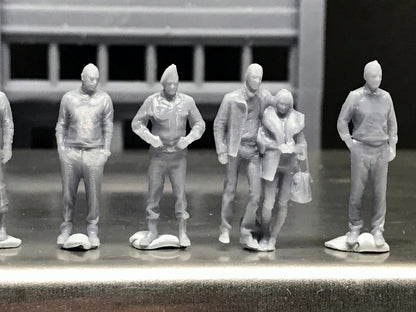 1:64 Scale Miniature People - Resin / unpainted - great for Dioramas / Hot Wheels - Made in the USA GROUP 73 - Miniature Figures