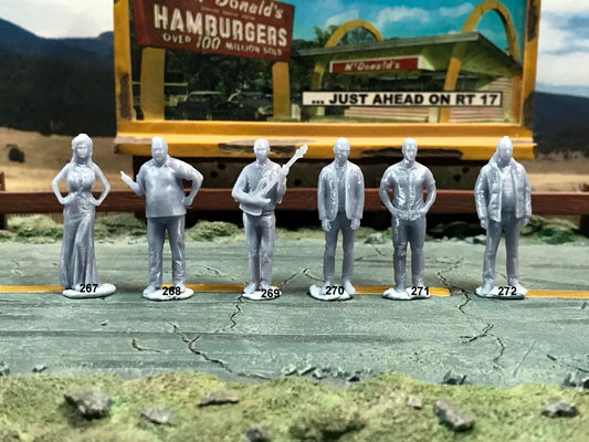 1:64 Scale Miniature People - Resin / unpainted - great for Dioramas / Hot Wheels - Made in the USA GROUP 82- Miniature Figures