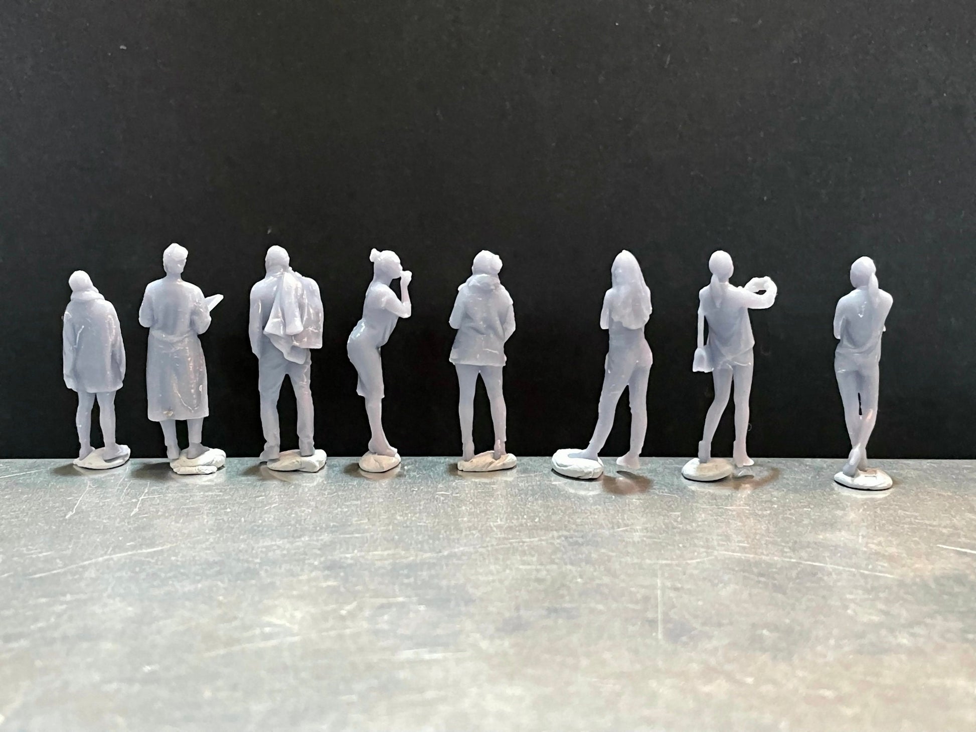 1:64 Miniature Human Figures - Resin / unpainted - great for Dioramas / Hot Wheels - Made in the USA GROUP 131 - Miniature Figures