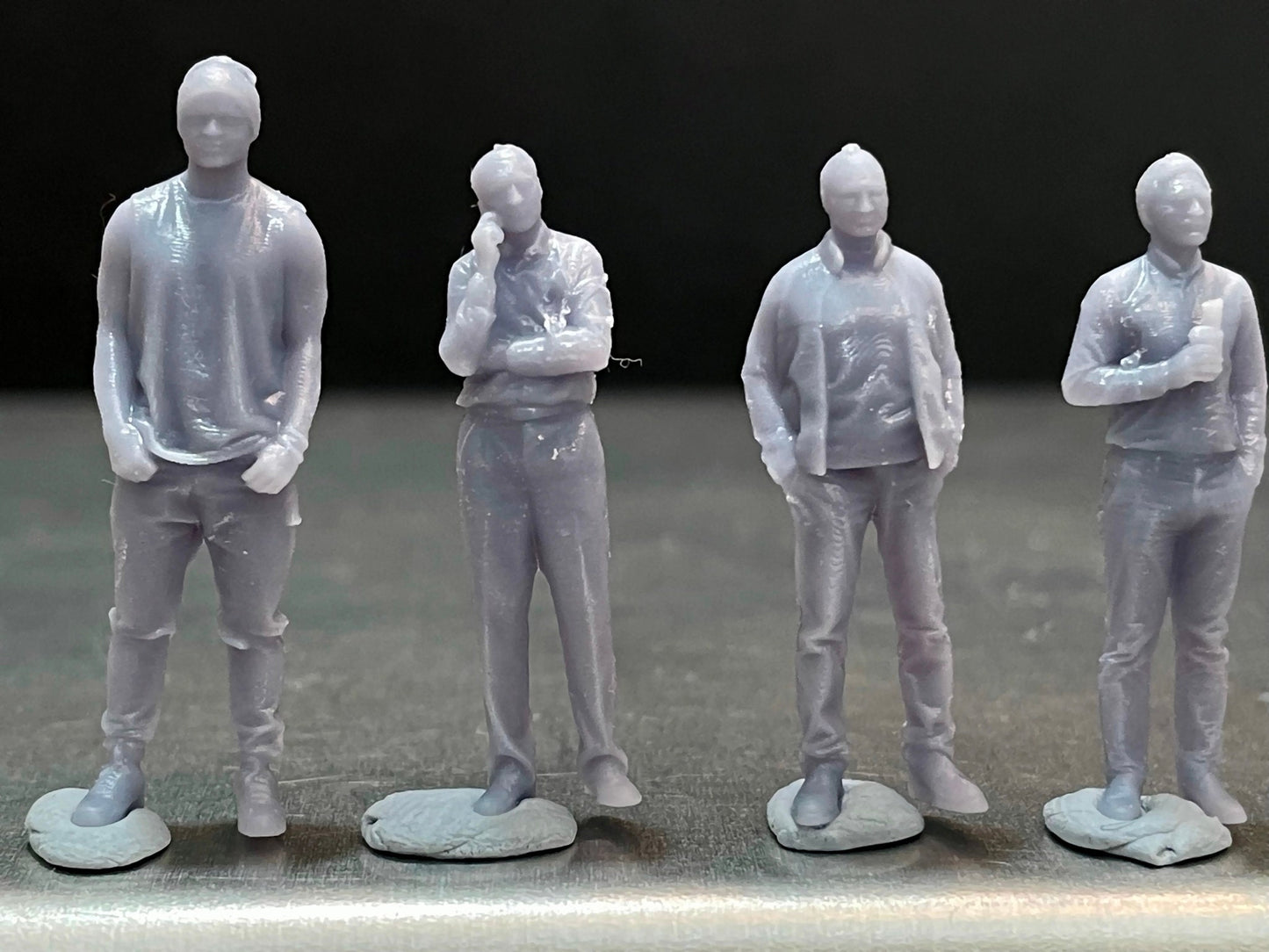 1:64 Miniature Human Figures - Resin / unpainted - great for Dioramas / Hot Wheels - Made in the USA GROUP 159 - Miniature Figures