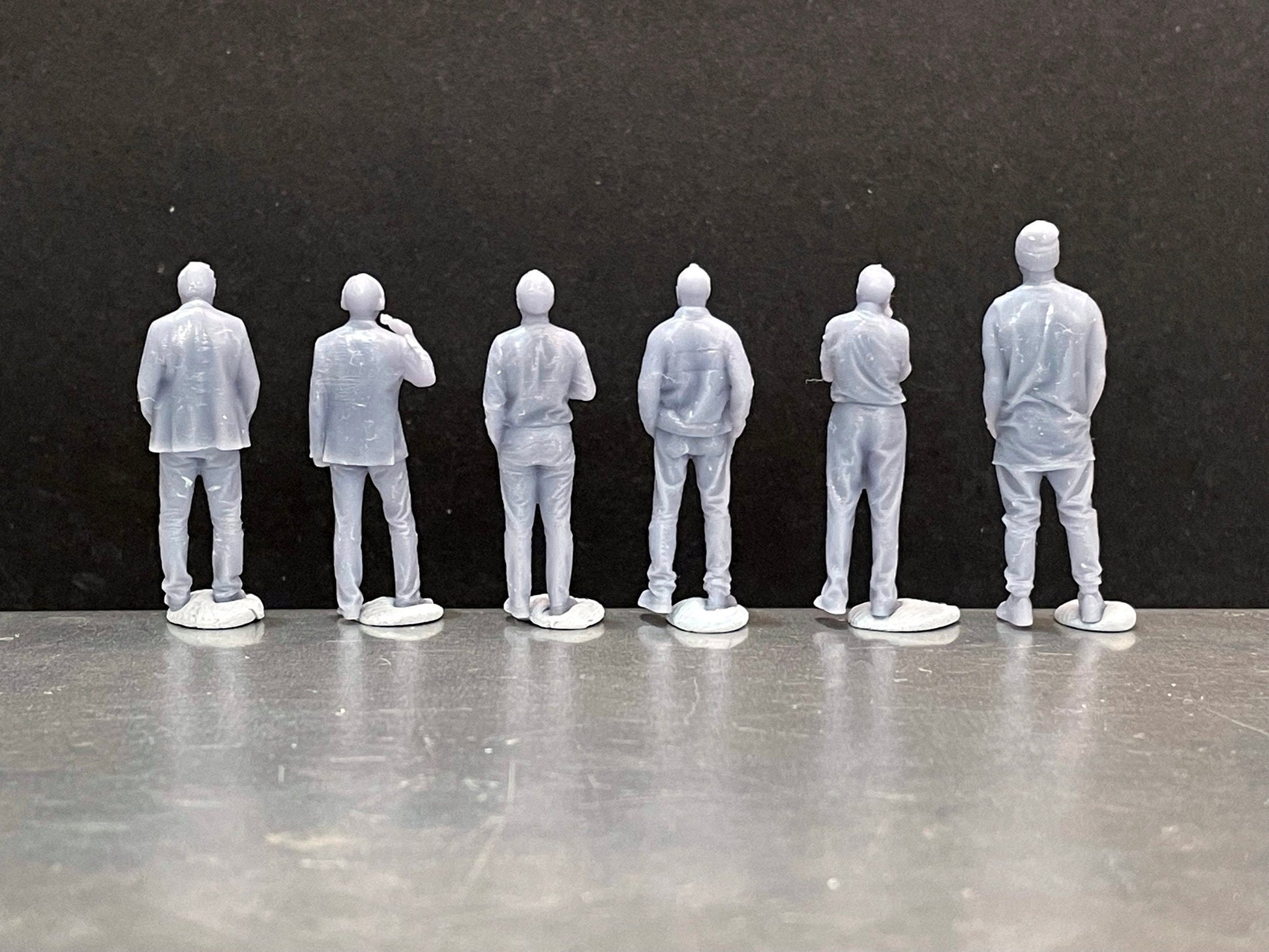 1:64 Miniature Human Figures - Resin / unpainted - great for Dioramas / Hot Wheels - Made in the USA GROUP 159 - Miniature Figures