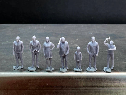 1:64 Miniature Human Figures - Resin / unpainted - great for Dioramas / Hot Wheels - Made in the USA GROUP 160 - Miniature Figures