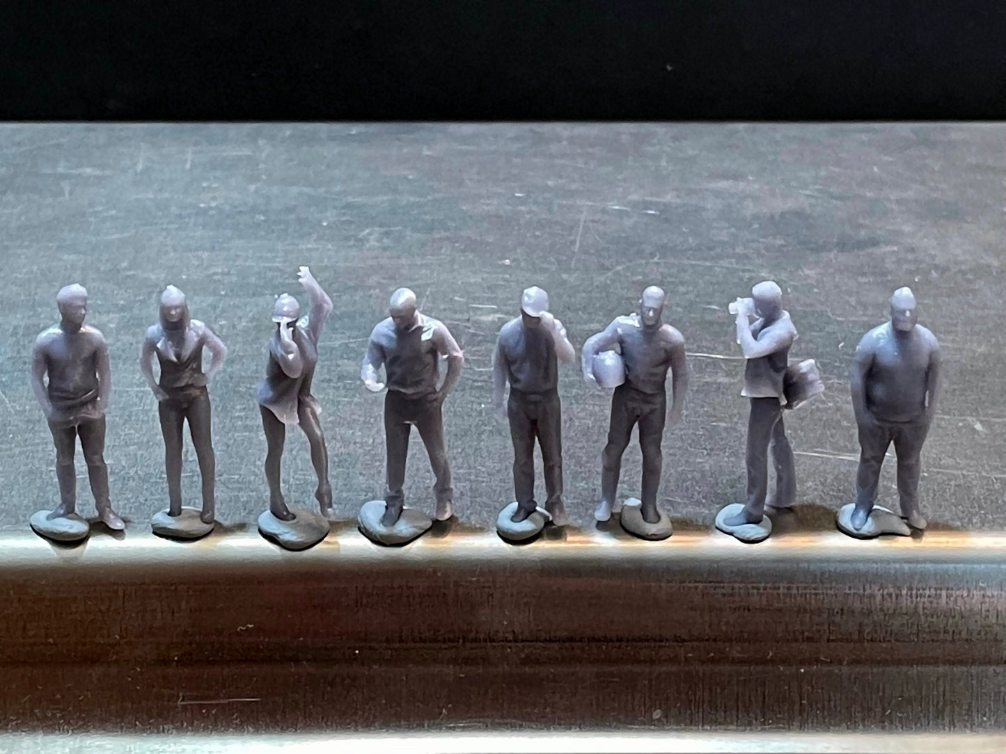 1:64 Miniature Human Figures - Resin / unpainted - great for Dioramas / Hot Wheels - Made in the USA GROUP 165 - Miniature Figures