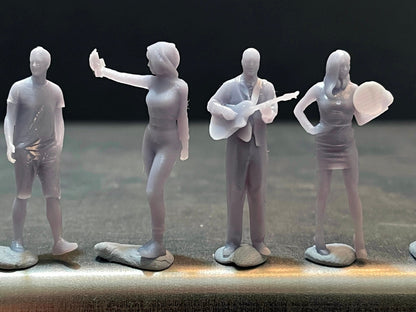 1:64 Miniature Human Figures - Resin / unpainted - great for Dioramas / Hot Wheels - Made in the USA GROUP 166 - Miniature Figures