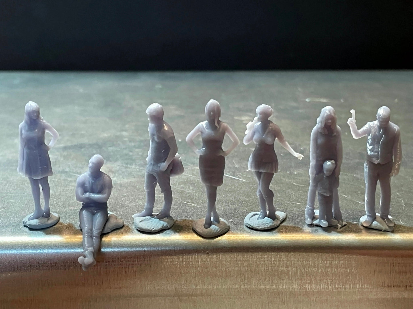 1:64 Miniature Human Figures - Resin / unpainted - great for Dioramas / Hot Wheels - Made in the USA GROUP 164 - Miniature Figures