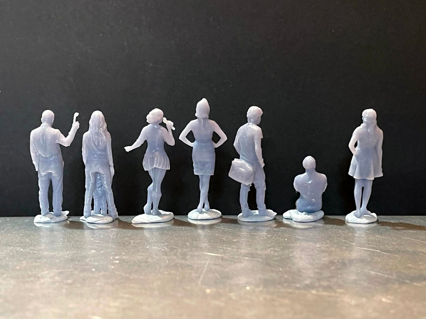 1:64 Miniature Human Figures - Resin / unpainted - great for Dioramas / Hot Wheels - Made in the USA GROUP 164 - Miniature Figures