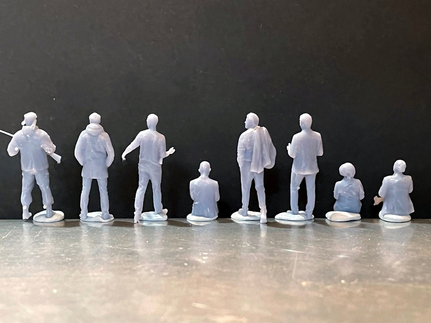 1:64 Miniature Human Figures - Resin / unpainted - great for Dioramas / Hot Wheels - Made in the USA GROUP 169 - Miniature Figures