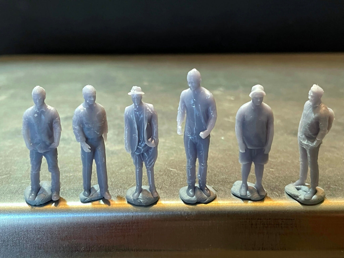 1:64 Miniature Human Figures - Resin / unpainted - great for Dioramas / Hot Wheels - Made in the USA GROUP 181 - Miniature Figures