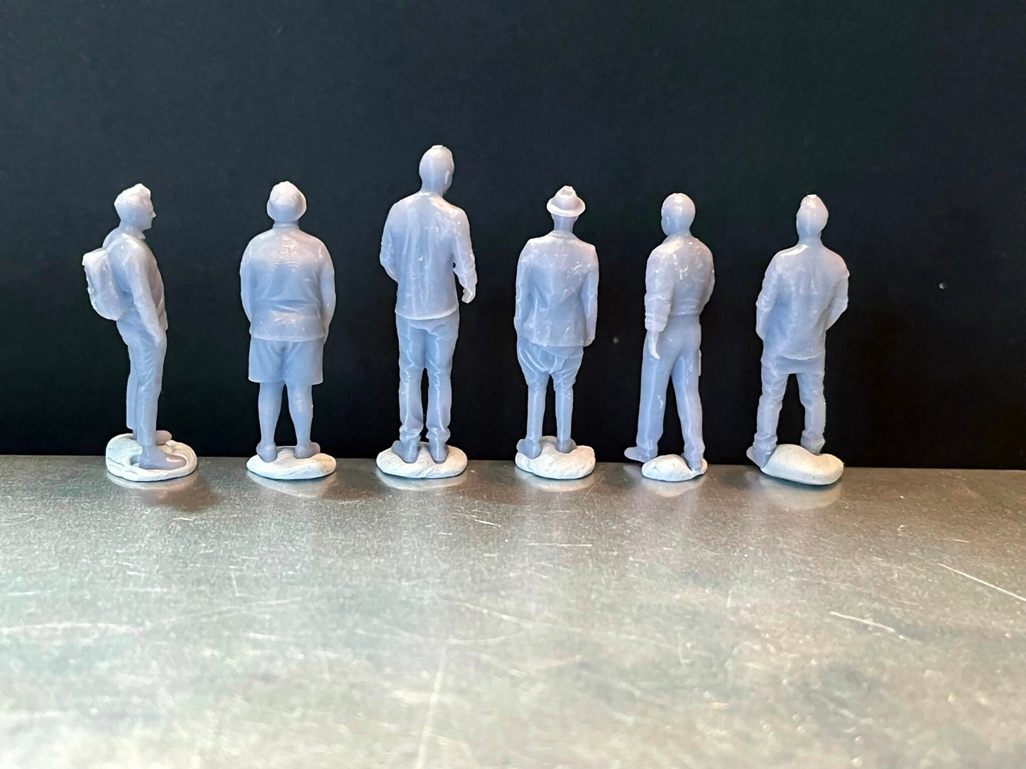 1:64 Miniature Human Figures - Resin / unpainted - great for Dioramas / Hot Wheels - Made in the USA GROUP 181 - Miniature Figures