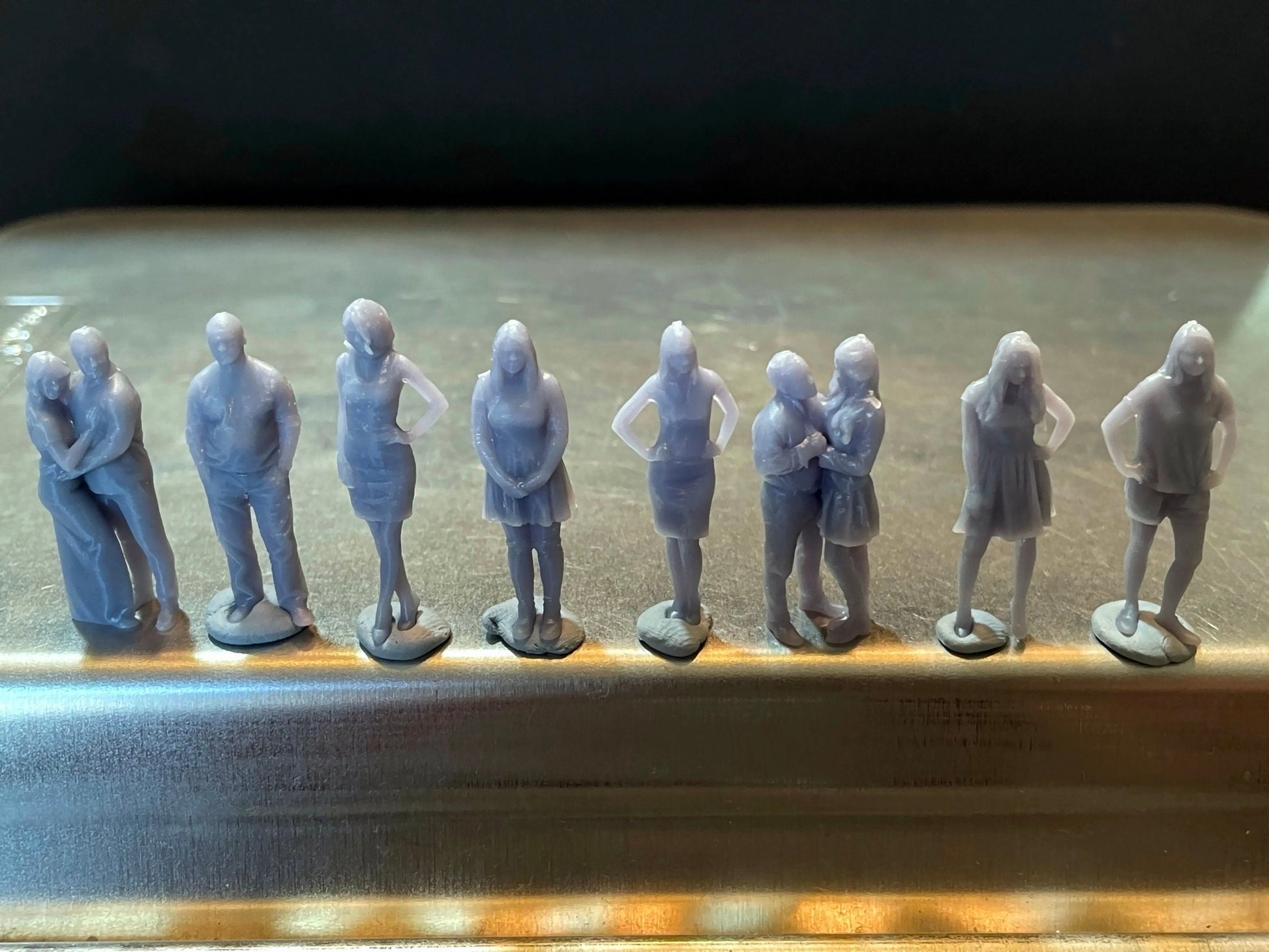 1:64 Miniature Human Figures - Resin / unpainted - great for Dioramas / Hot Wheels - Made in the USA GROUP 182 - Miniature Figures