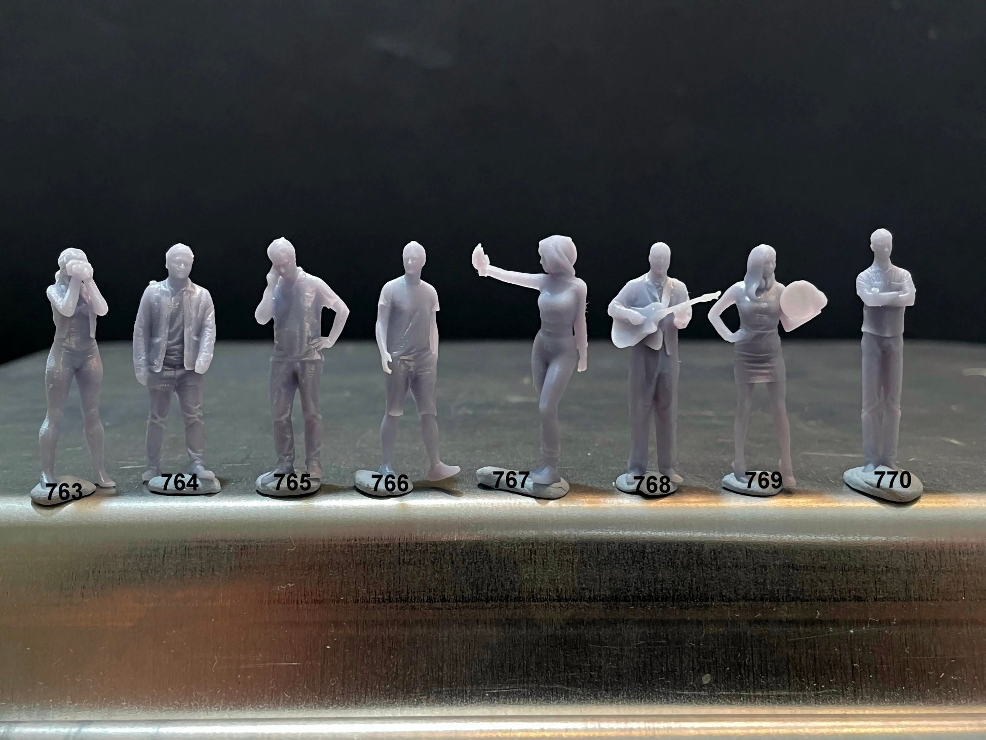 1:64 Miniature Human Figures - Resin / unpainted - great for Dioramas / Hot Wheels - Made in the USA GROUP 166 - Miniature Figures