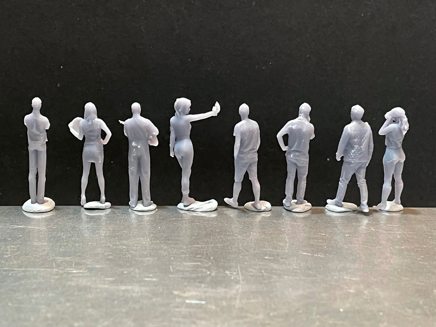 1:64 Miniature Human Figures - Resin / unpainted - great for Dioramas / Hot Wheels - Made in the USA GROUP 166 - Miniature Figures