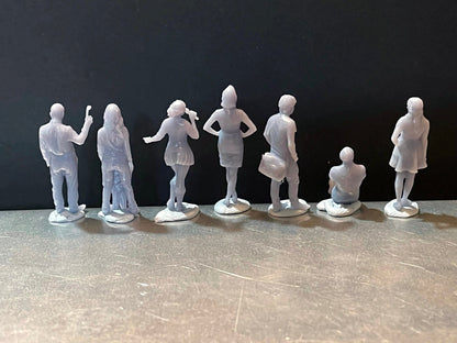 1:64 Miniature Human Figures - Resin / unpainted - great for Dioramas / Hot Wheels - Made in the USA GROUP 164 - Miniature Figures