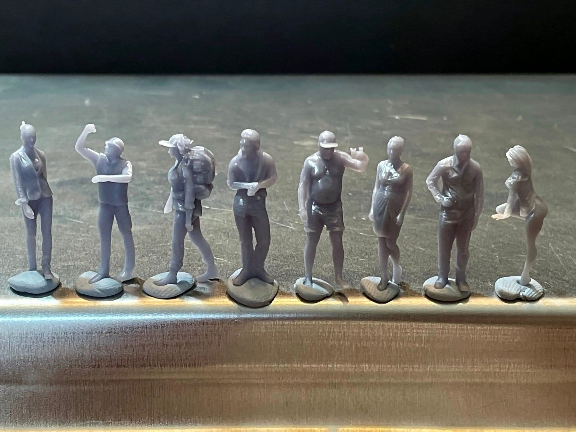 1:64 Miniature Human Figures - Resin / unpainted - great for Dioramas / Hot Wheels - Made in the USA GROUP 172 - Miniature Figures