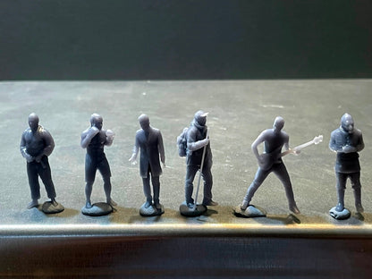 1:64 Miniature Human Figures - Resin / unpainted - great for Dioramas / Hot Wheels - Made in the USA GROUP 190 - Miniature Figures