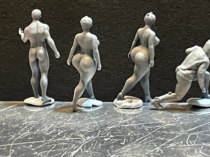 1:64 Miniature Human Figures - Resin / unpainted - great for Dioramas / Hot Wheels - Made in the USA GROUP 205 - Miniature Figures