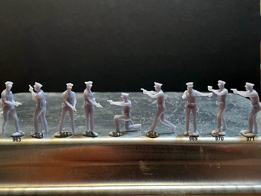 1:64 Miniature Human Figures - Resin / unpainted - great for Dioramas / Hot Wheels - Made in the USA GROUP 209 - Miniature Figures