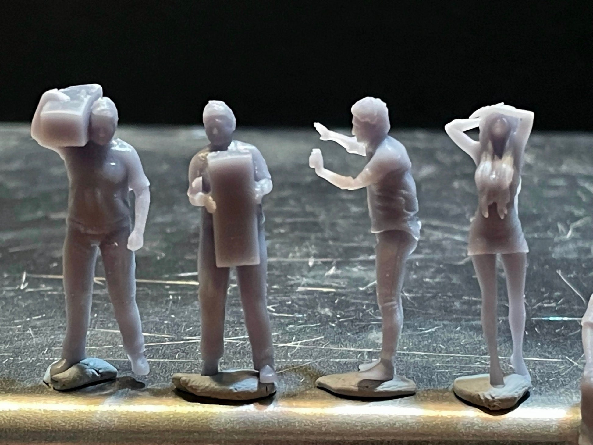 1:64 Miniature Human Figures - Resin / unpainted - great for Dioramas / Hot Wheels - Made in the USA GROUP 219 - Miniature Figures