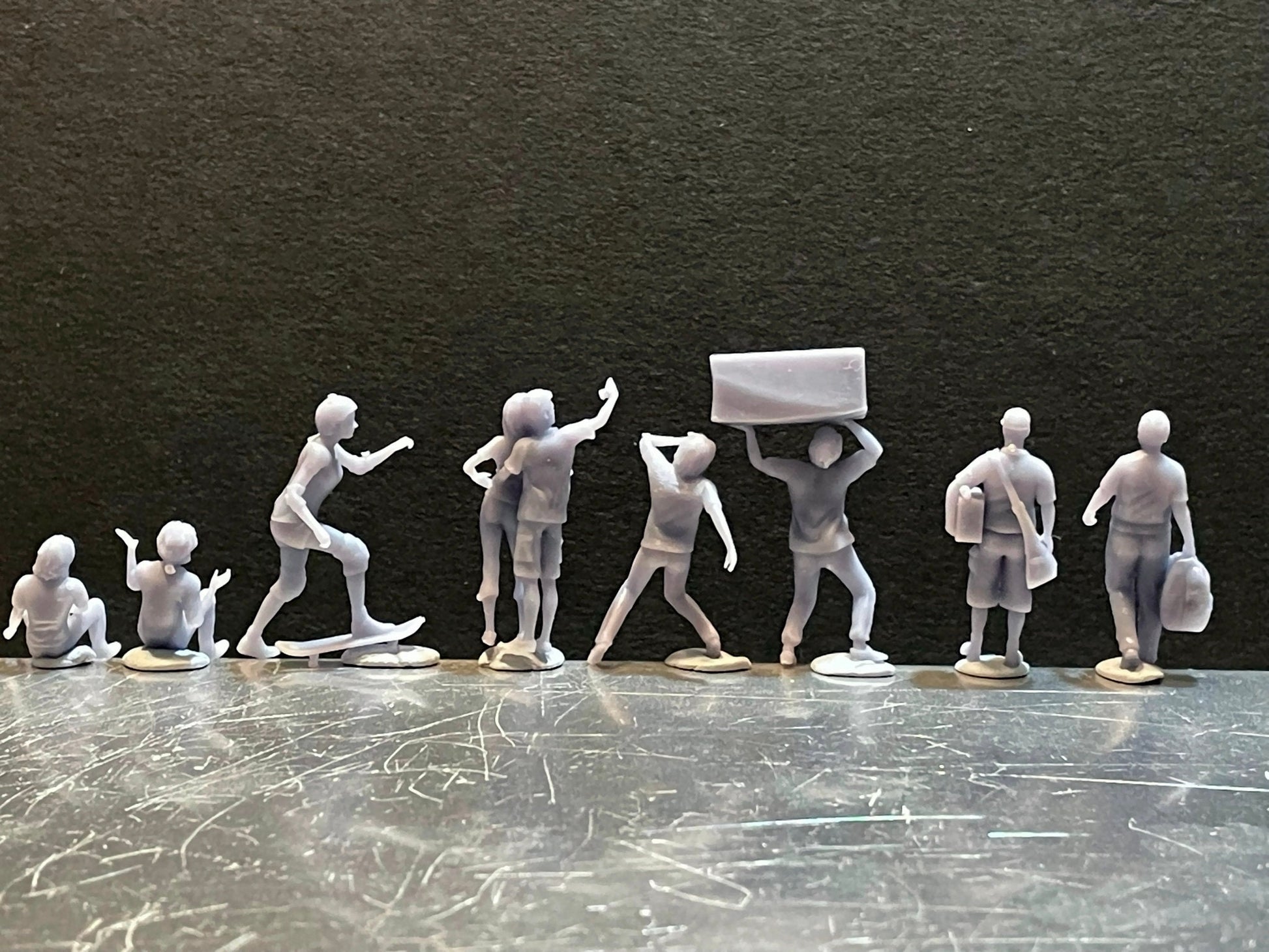 1:64 Miniature Human Figures - Resin / unpainted - great for Dioramas / Hot Wheels - Made in the USA GROUP 220 - Miniature Figures