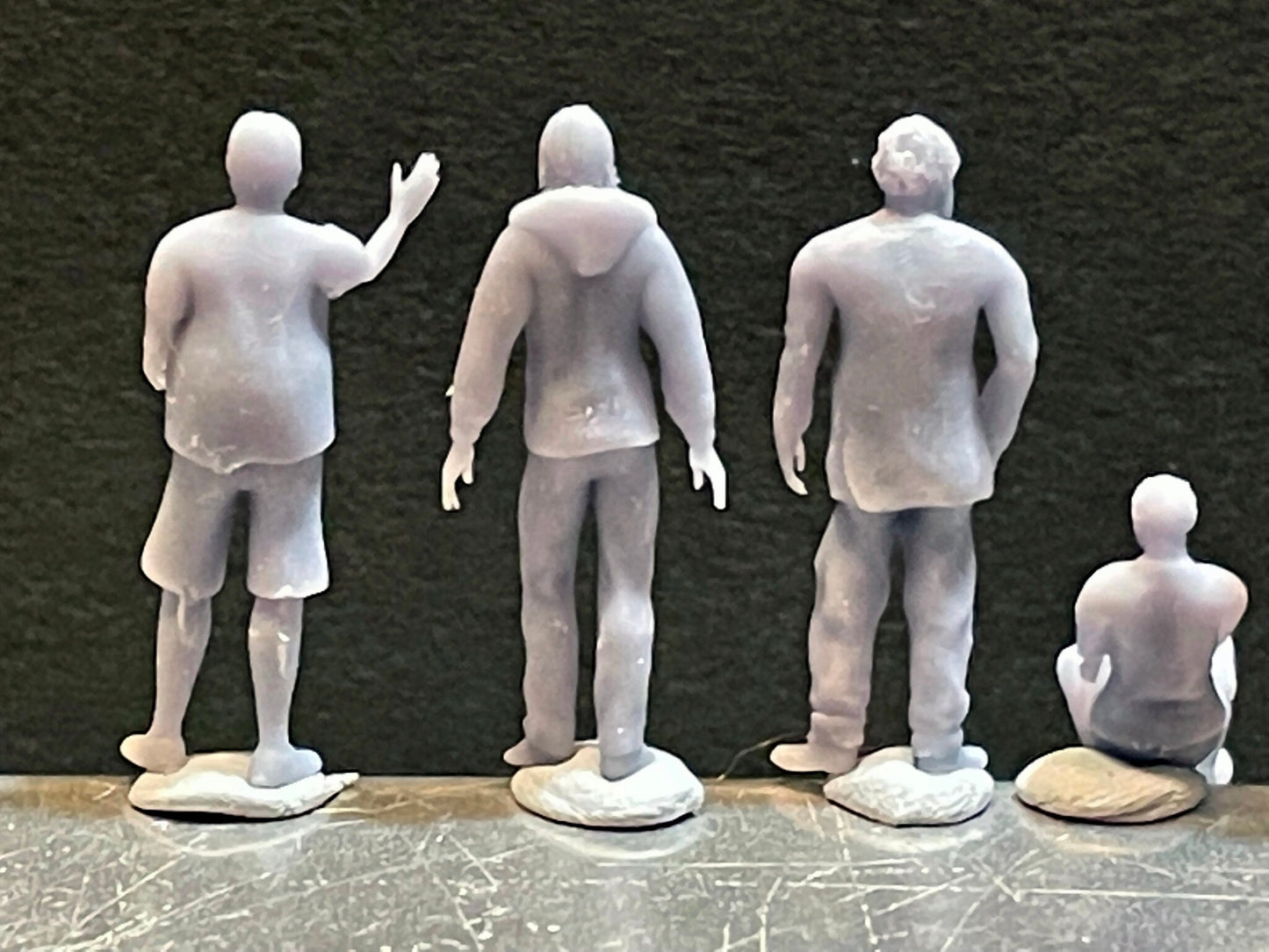 1:64 Miniature Human Figures - Resin / unpainted - great for Dioramas / Hot Wheels - Made in the USA GROUP 208 - Miniature Figures