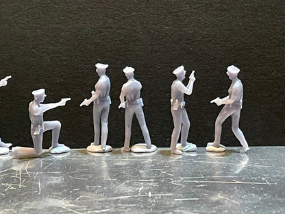 1:64 Miniature Human Figures - Resin / unpainted - great for Dioramas / Hot Wheels - Made in the USA GROUP 209 - Miniature Figures