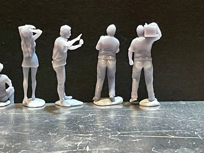 1:64 Miniature Human Figures - Resin / unpainted - great for Dioramas / Hot Wheels - Made in the USA GROUP 219 - Miniature Figures