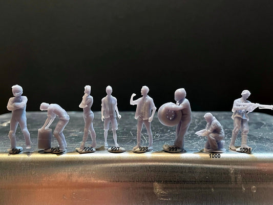 1:64 Miniature Human Figures - Resin / unpainted - great for Dioramas / Hot Wheels - Made in the USA GROUP 221 - Miniature Figures