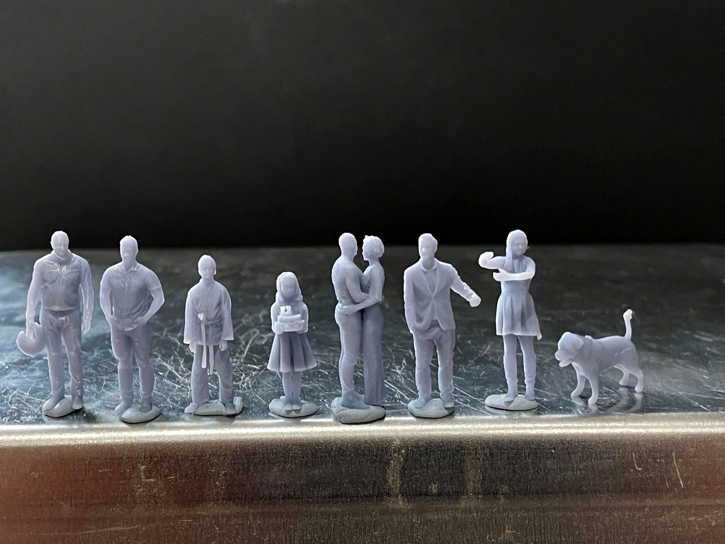 1:64 Miniature Human Figures - Resin / unpainted - great for Dioramas / Hot Wheels - Made in the USA GROUP 229 - Miniature Figures