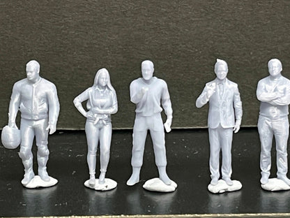 1:64 Miniature Human Figures - Resin / unpainted - great for Dioramas / Hot Wheels - Made in the USA GROUP 235 - Miniature Figures