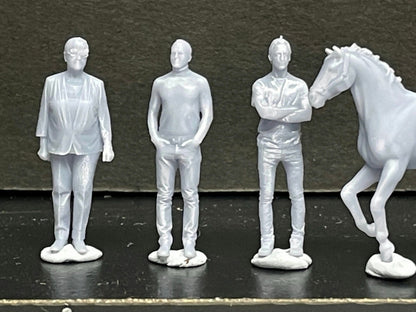 1:64 Miniature Human Figures - Resin / unpainted - great for Dioramas / Hot Wheels - Made in the USA GROUP 236 - Miniature Figures