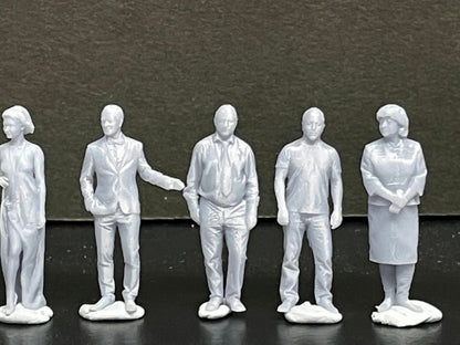 1:64 Miniature Human Figures - Resin / unpainted - great for Dioramas / Hot Wheels - Made in the USA GROUP 238 - Miniature Figures