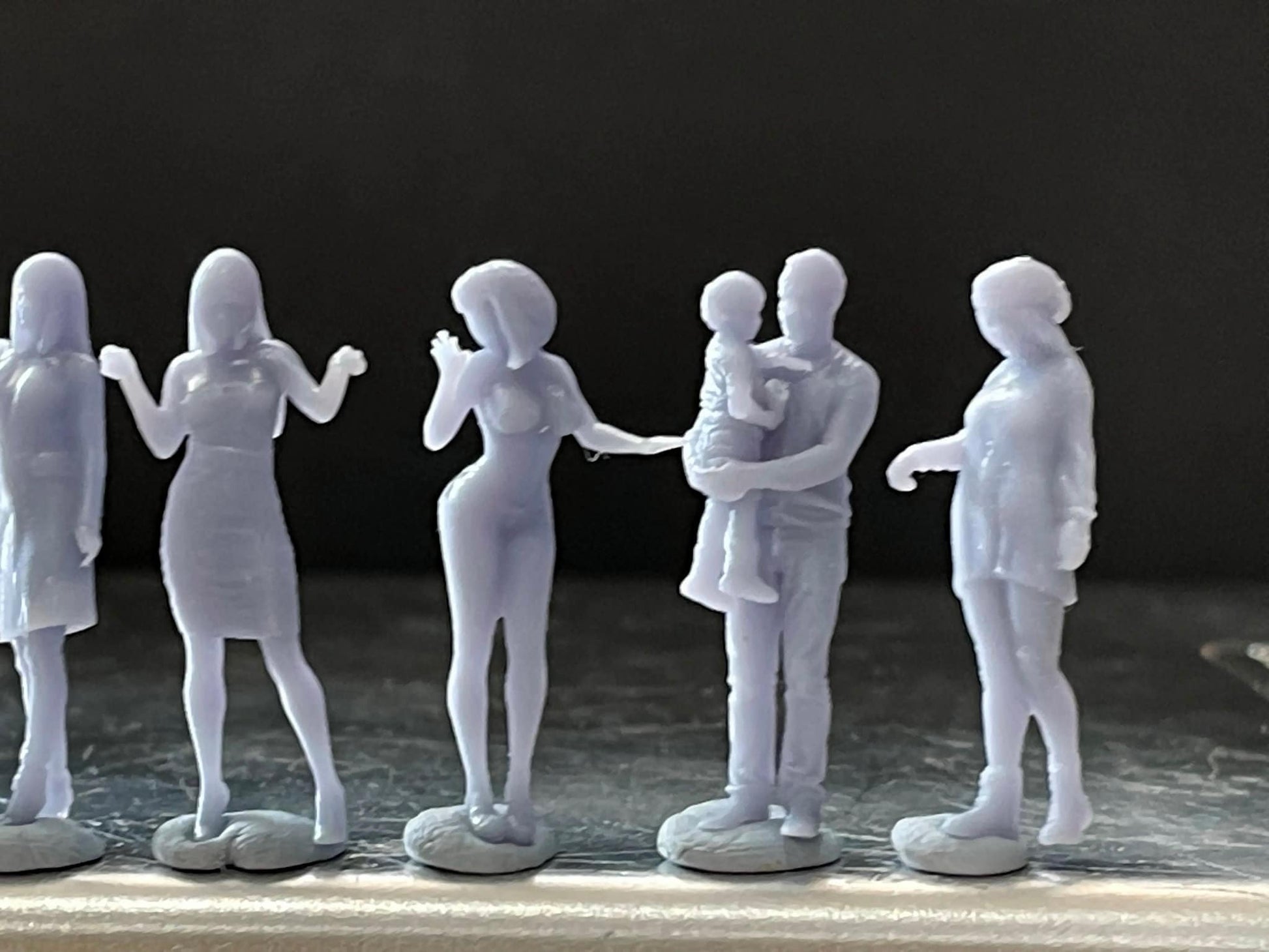 1:64 Miniature Human Figures - Resin / unpainted - great for Dioramas / Hot Wheels - Made in the USA GROUP 183 - Miniature Figures