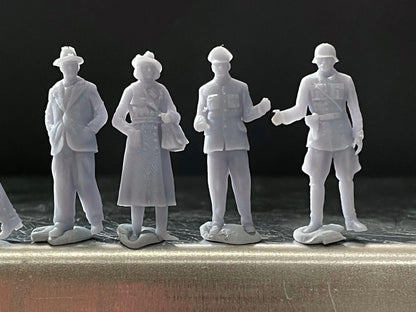 1:64 Miniature Human Figures - Resin / unpainted - great for Dioramas / Hot Wheels - Made in the USA GROUP 233 - Miniature Figures