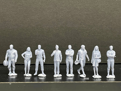 1:64 Miniature Human Figures - Resin / unpainted - great for Dioramas / Hot Wheels - Made in the USA GROUP 235 - Miniature Figures